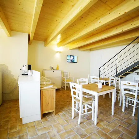 La Pergola Ai Sassi Nocleg ze śniadaniem 2*