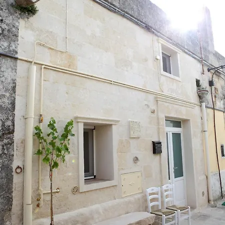 La Pergola Ai Sassi 2* Matera